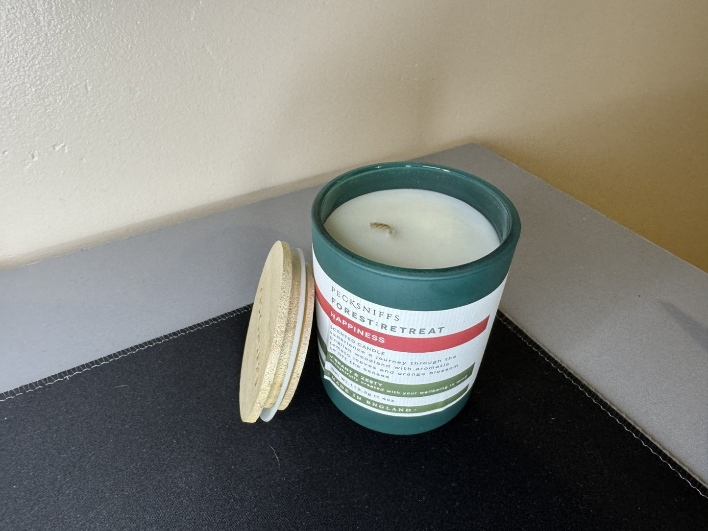 Pecksniffs Candle Florest: Retreat Happines 113gr
