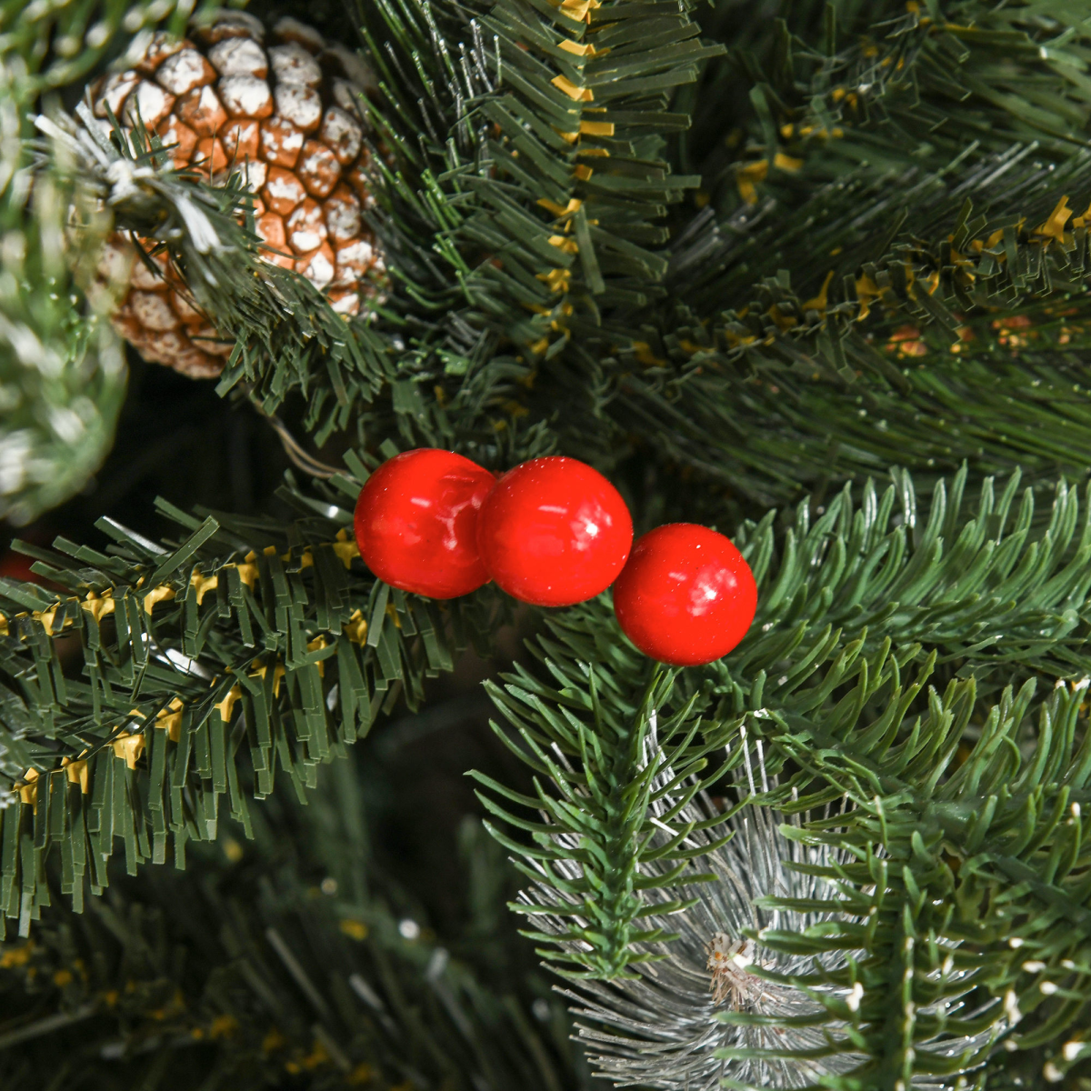 5FT Artificial SnowDipped Christmas Tree Foldable Berries White Pinecones Green