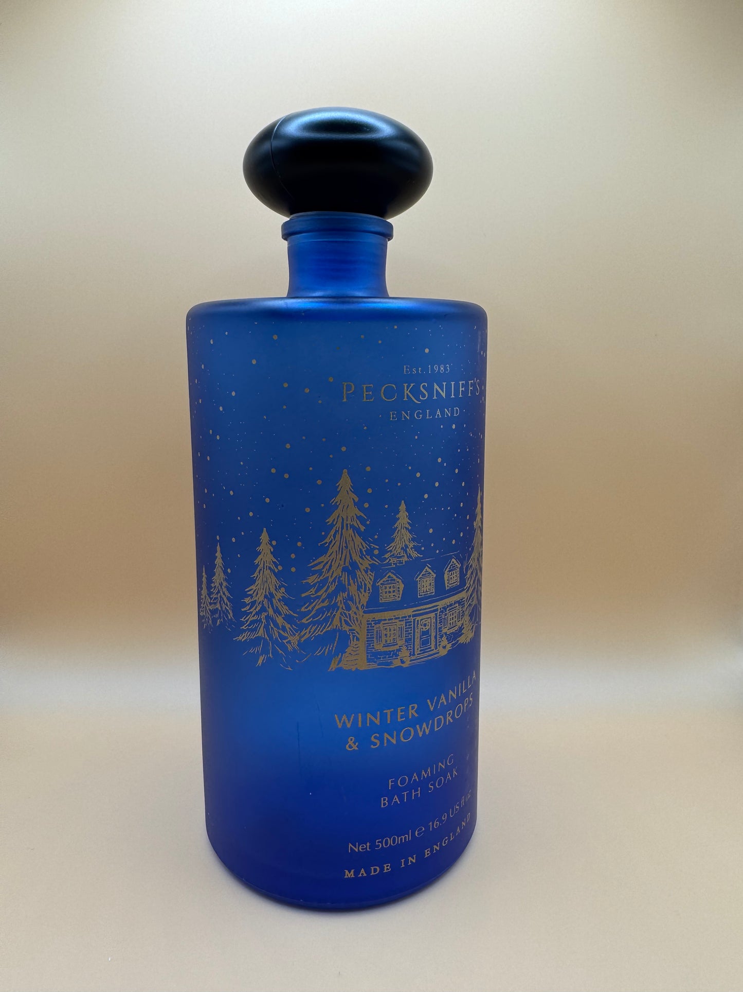 Pecksniffs Winter Vanilla & Swowdrops Bath Soak 500ml